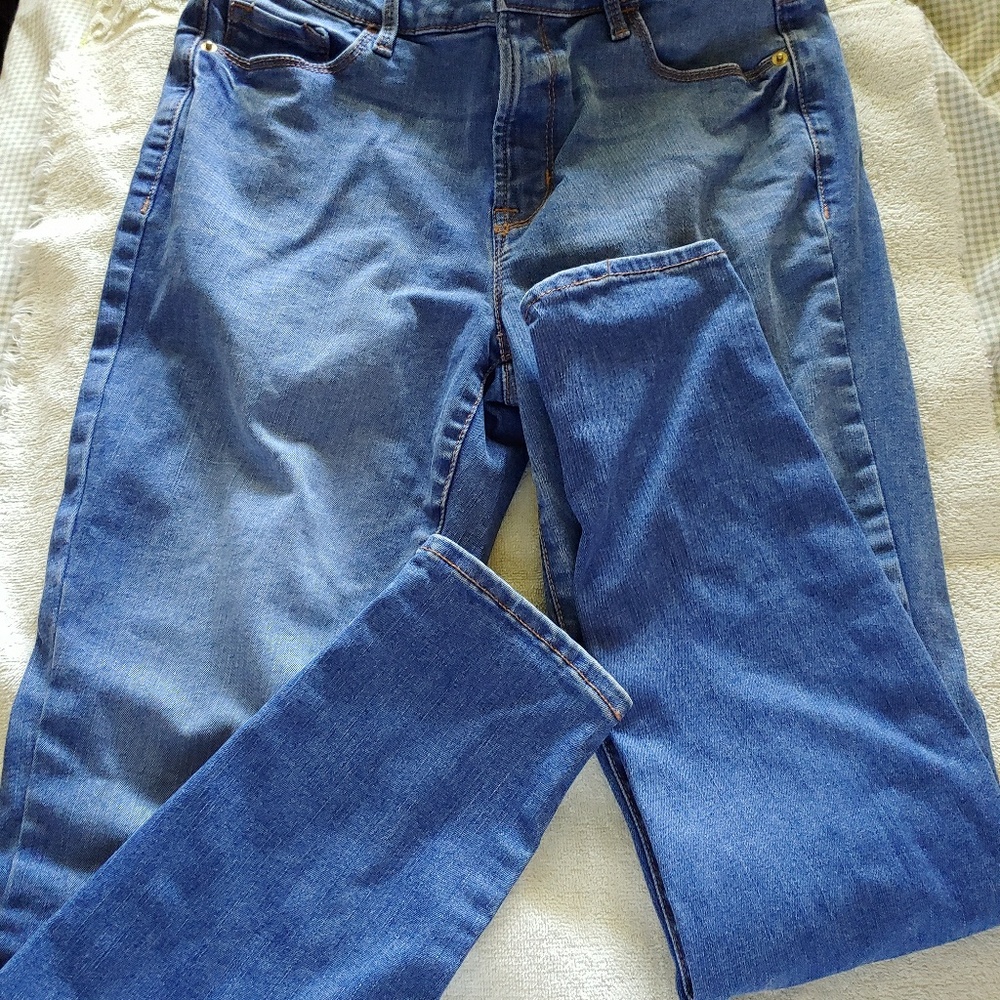 Old Navy skinny jeans